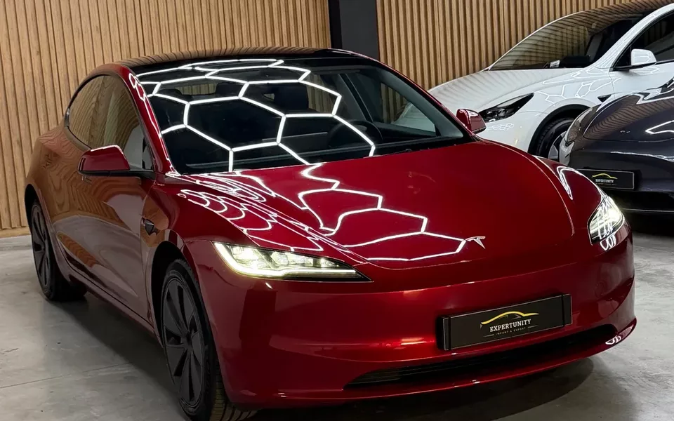Tesla Model 3 Long Range Tração Integral Premium