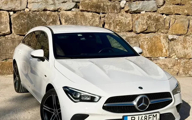 Mercedes-Benz CLA 250