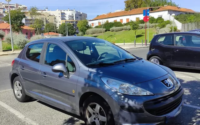 Peugeot 207