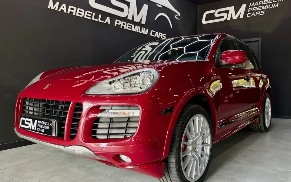 PORSCHE Cayenne Cayenne GTS