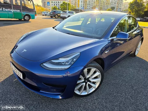 Tesla Model 3 Standard Range Plus RWD