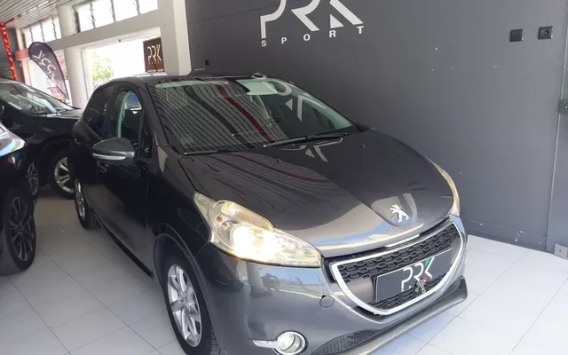 Peugeot 208 1.4 HDi