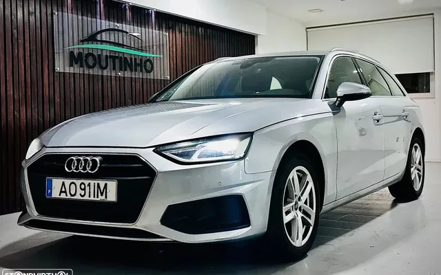 Audi A4 Avant 30 TDI Advanced S tronic