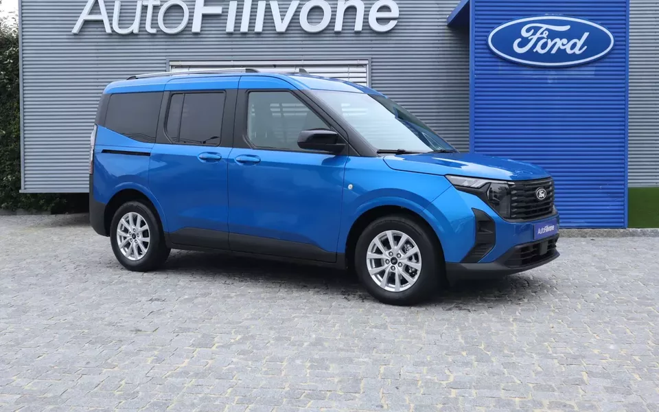 Ford Tourneo Courier 1.0 EcoBoost Titanium