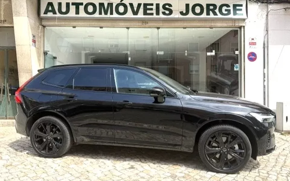 Volvo XC 60 2.0 T6 PHEV Black Edition AWD