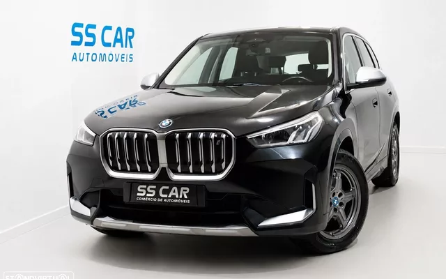 BMW iX1 xDrive30 xLine