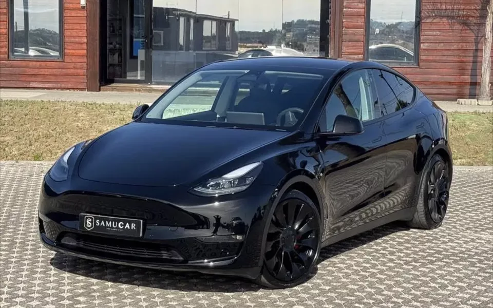 Tesla Model Y Performance Tração Integral