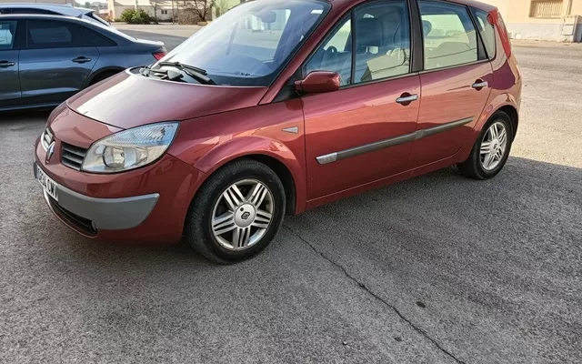 RENAULT Mégane Scénic Mégane Scénic 1.9dCi Authentique