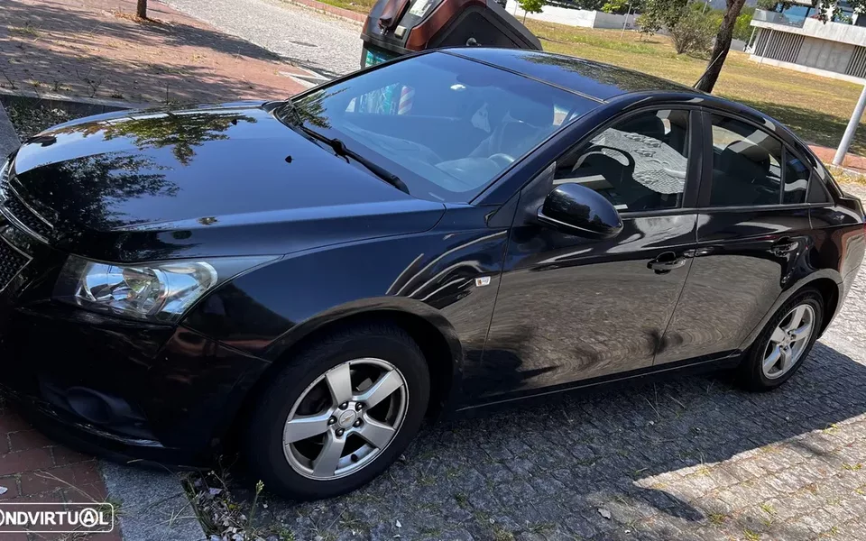 Chevrolet Cruze 1.6 LS