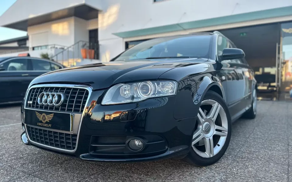 Audi A4 Avant 2.0 TDi S-line