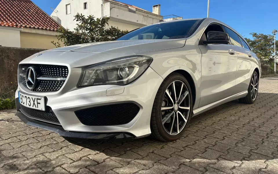 Mercedes-Benz CLA 200