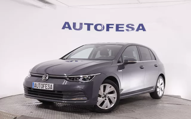 Volkswagen Golf 1.5 eTSI STYLE AUTO 150CV 5P # NAVY,CAMARA TRASERA,FAROS LED