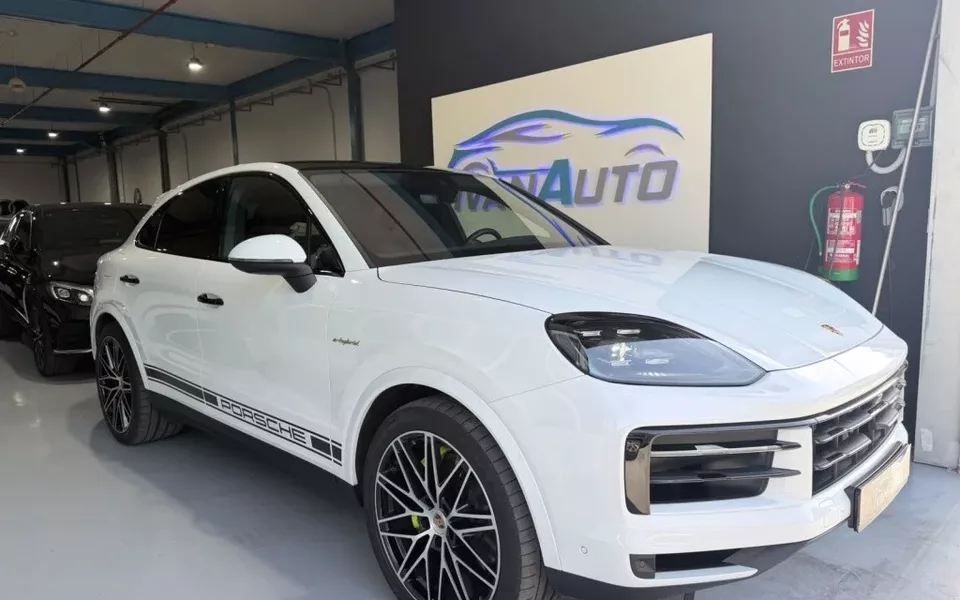 PORSCHE Cayenne Cayenne Coupé E-Hybrid Aut.