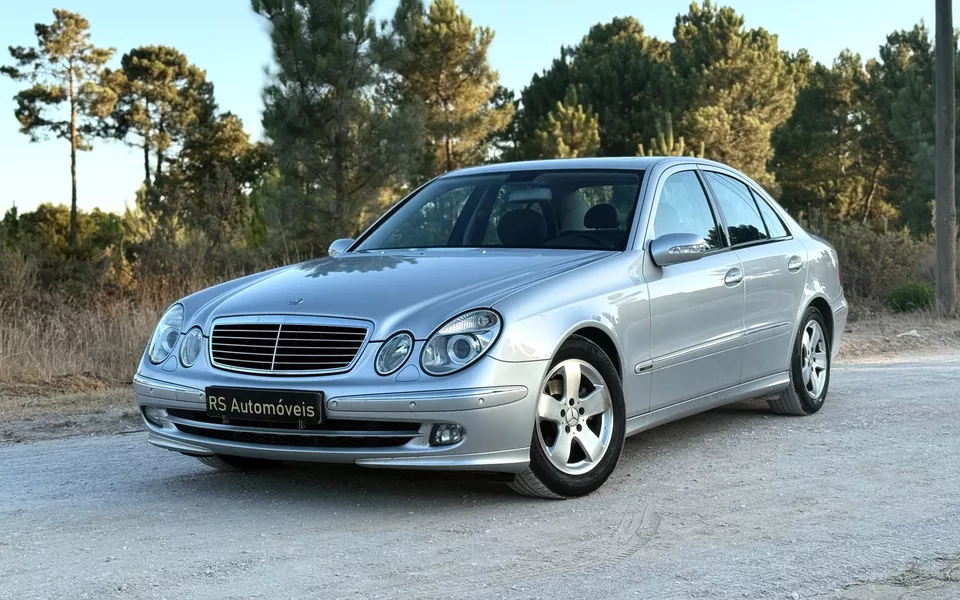 Mercedes-Benz E 220 CDI Auto Avantgarde