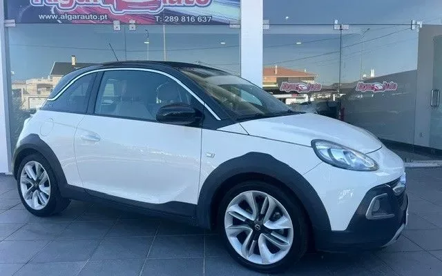 Opel Adam 1.0 T Rocks