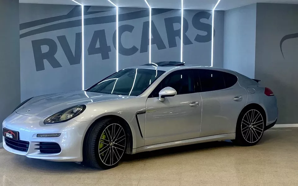 Porsche Panamera S Hybrid J19