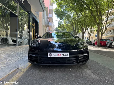 Porsche Panamera 4 E-Hybrid