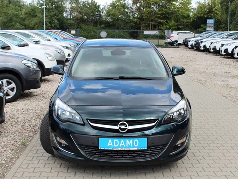 Opel Astra 1.4 Turbo. Parktronic. Lift.
