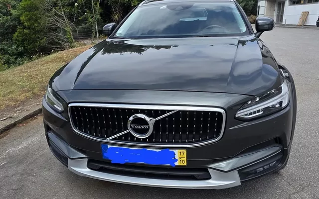 Volvo V90 D4 AWD Geartronic Momentum Pro