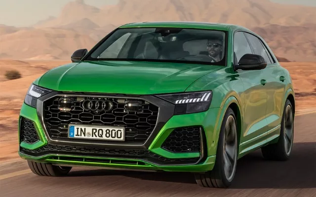 AUDI Q8 RS Q8 TFSI quattro tiptronic