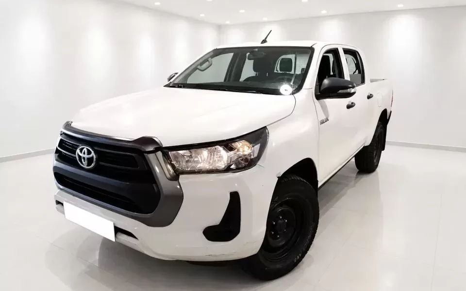Toyota Hilux 2.4 D-4D 4WD CD CM