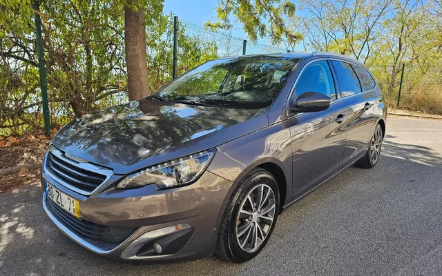 Peugeot 308 SW BlueHDi 120 EAT6 Stop & Start Allure