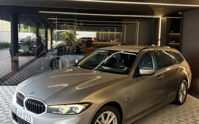 BMW 320 e Line Sport Auto