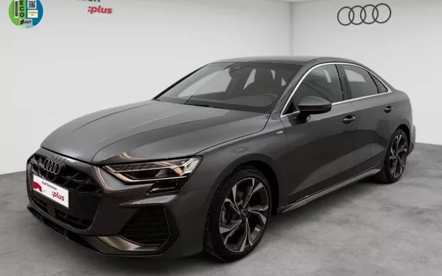 AUDI A4 A4 35 TFSI S line S tronic 110kW