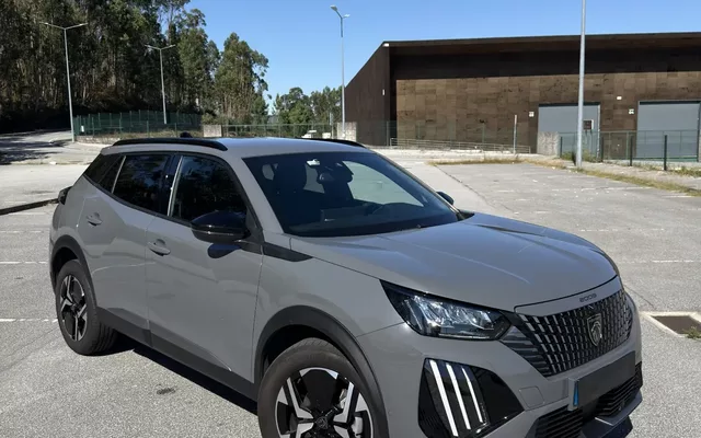 Peugeot 2008 1.2 PureTech Allure Pack