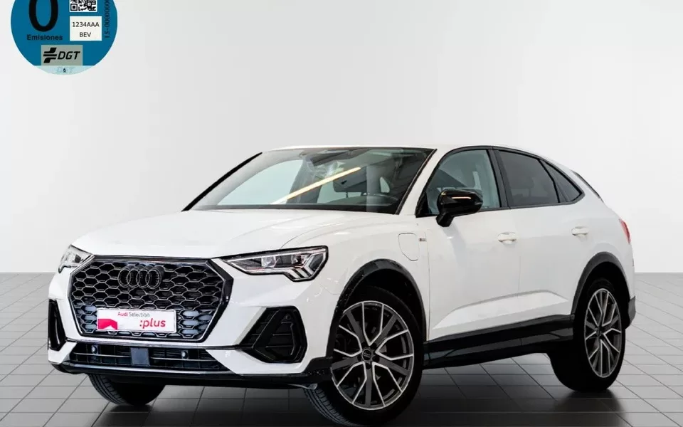 AUDI Q3 Q3 Sportback 45 TFSIe Black line S-tronic - 34990€ en Alcorcón