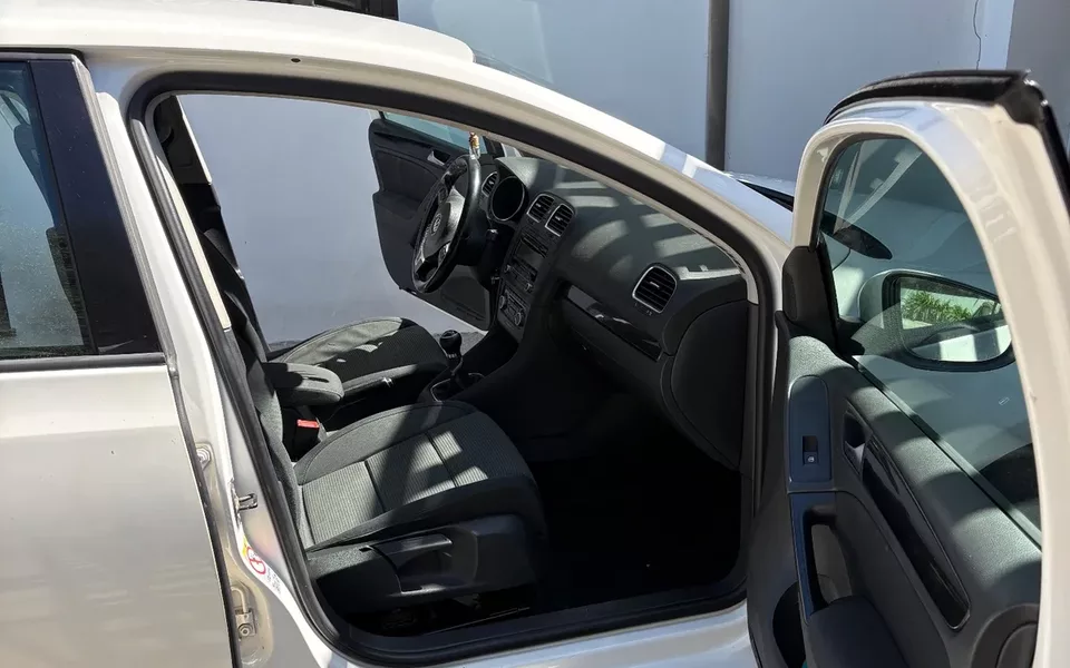 VW Golf 1.6 TDi Confortline