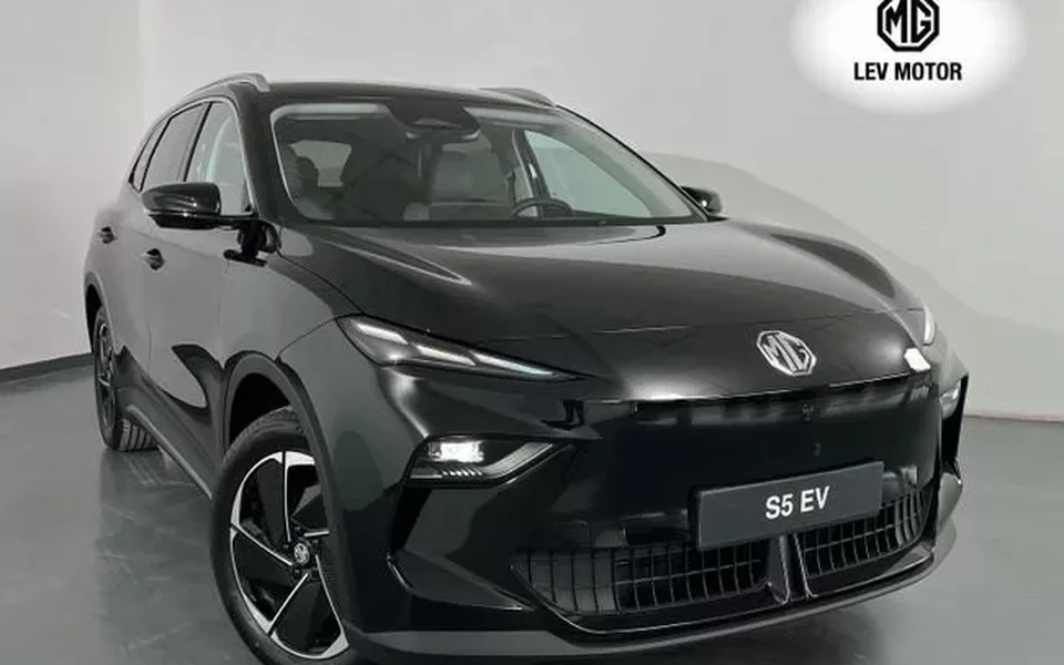 MG S5 64kWh Luxury