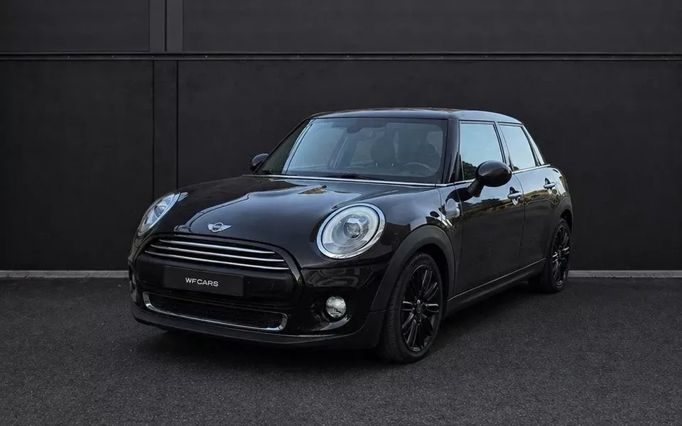 MINI 5 Portas Cooper D Aut.