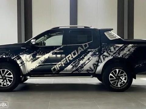 Nissan Navara 2.3 dCi CD 4WD N-Connecta Nav+Barras