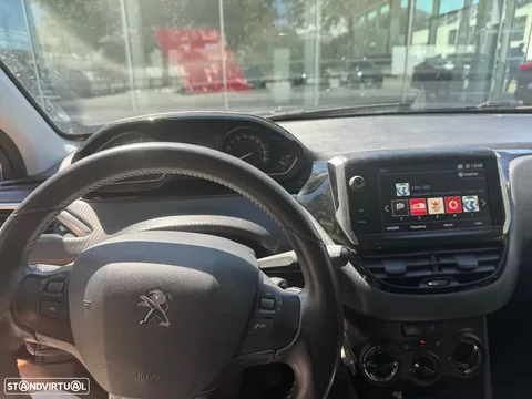 Peugeot 208 1.5 BlueHDi Active