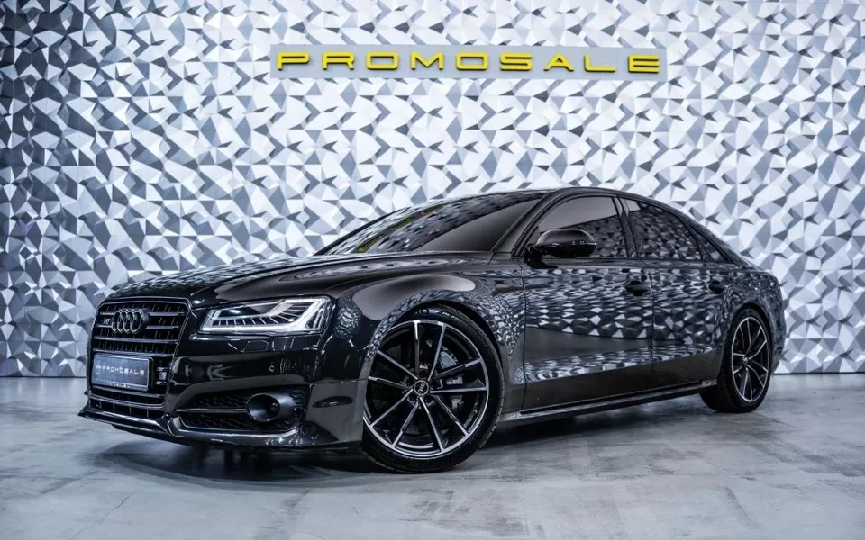 AUDI A8 S8 plus 4.0 TFSI quattro Tiptronic
