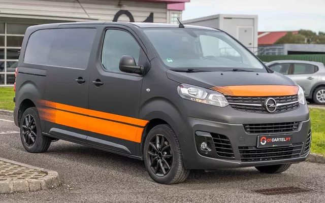 Opel Vivaro 2.0 CDTi L2H1 Essentia Inc