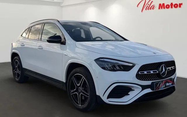 Mercedes-Benz GLA 250 e AMG Line