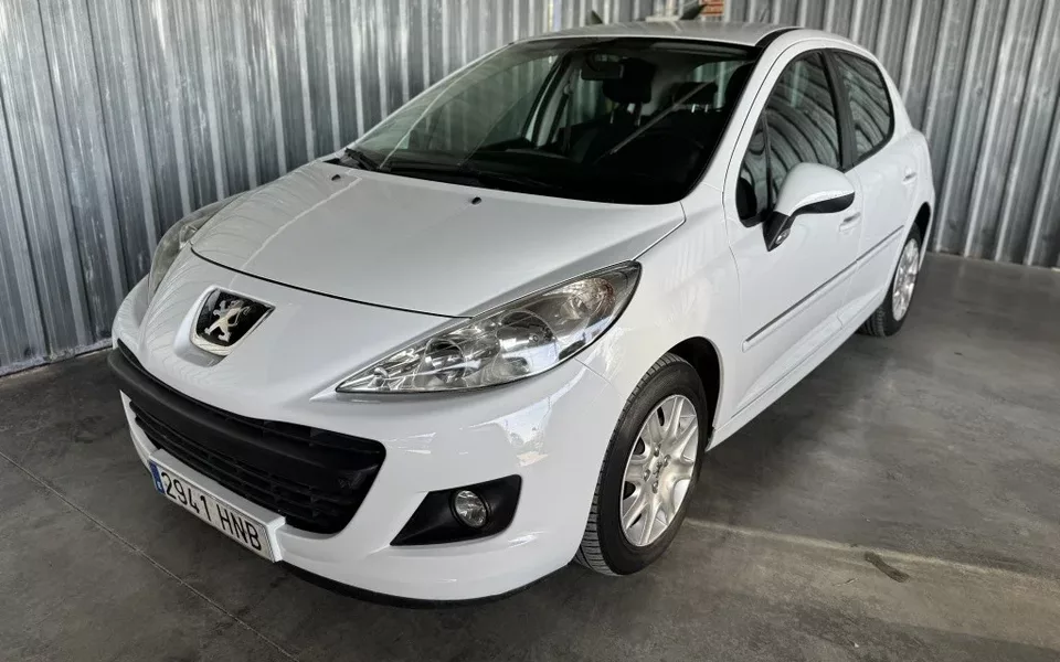 PEUGEOT 207 207 1.4i Active