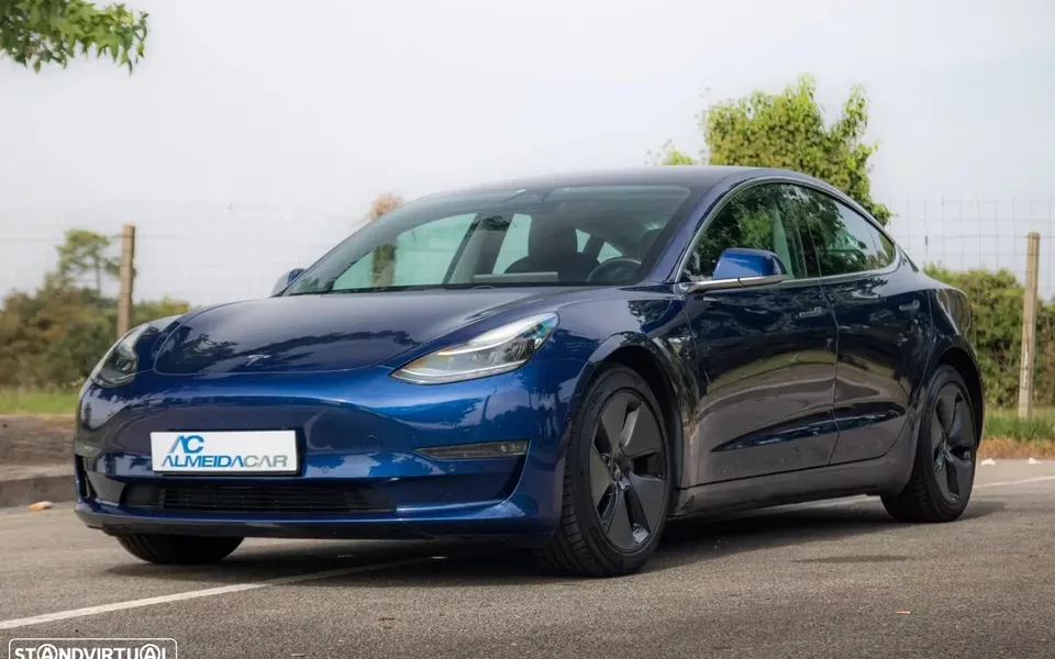 Tesla Model 3 Long-Range Dual Motor AWD