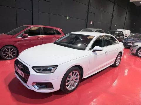 AUDI A4 A4 30 TDI Advanced S tronic 100kW
