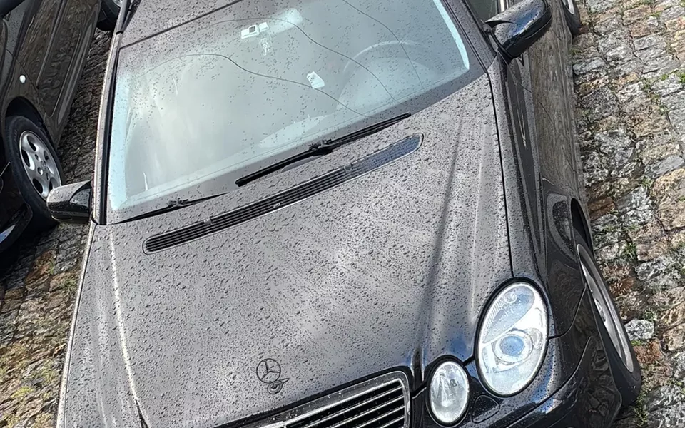 Mercedes-Benz E 270