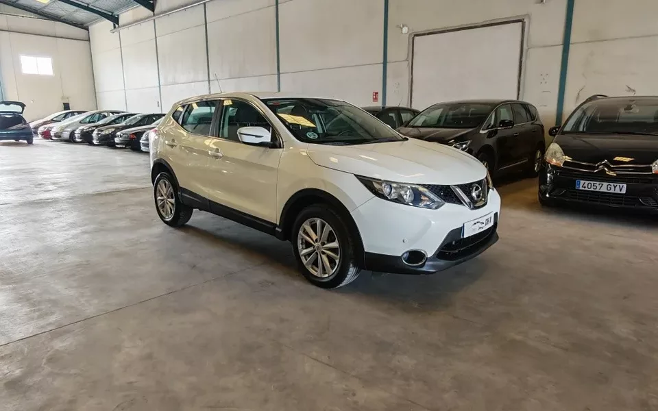 NISSAN Qashqai Qashqai 1.6dCi Tekna 4x4-i