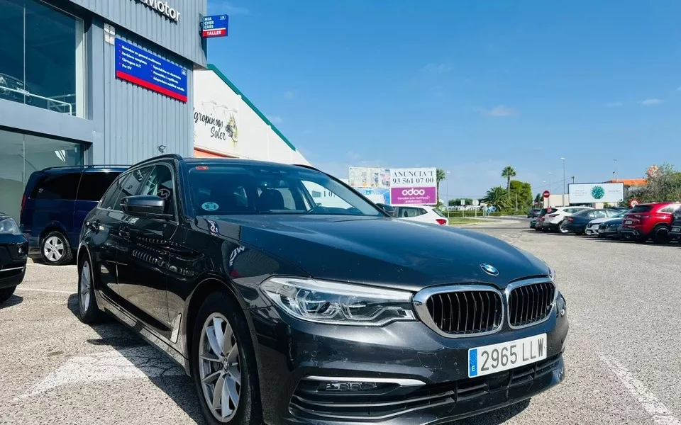 BMW Serie 5 523i - 23990€ en Torredembarra