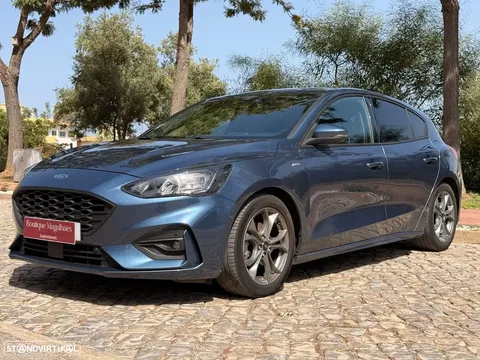 Ford Focus 1.0 EcoBoost MHEV ST-Line