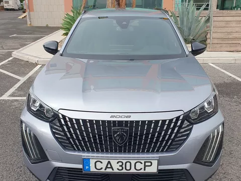 Peugeot 2008 Hybrid 145 e-DSC Allure