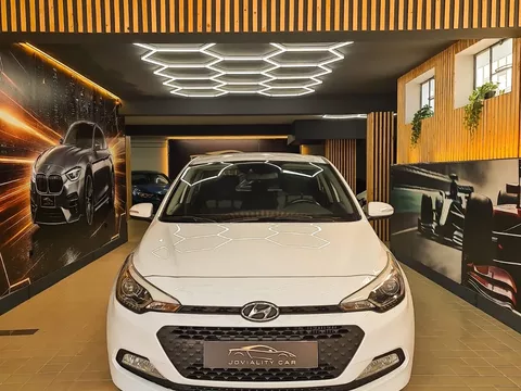 Hyundai i20 1.1 CRDi Comfort+Pack Look+JLL16