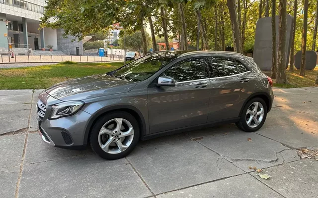 Mercedes-Benz GLA 250 4Matic 7G-DCT Style