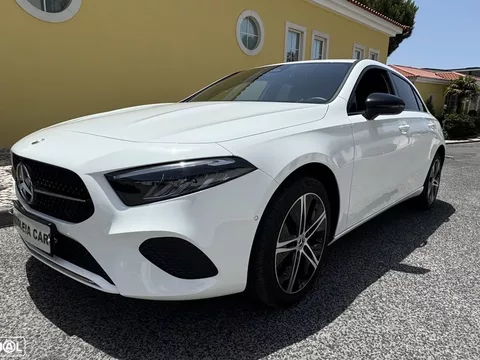 Mercedes-Benz A 250 e Progressive