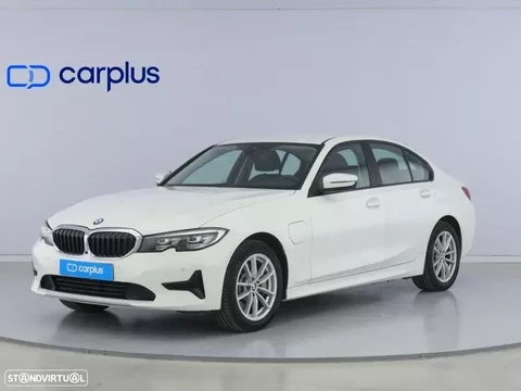 BMW 330 e Auto